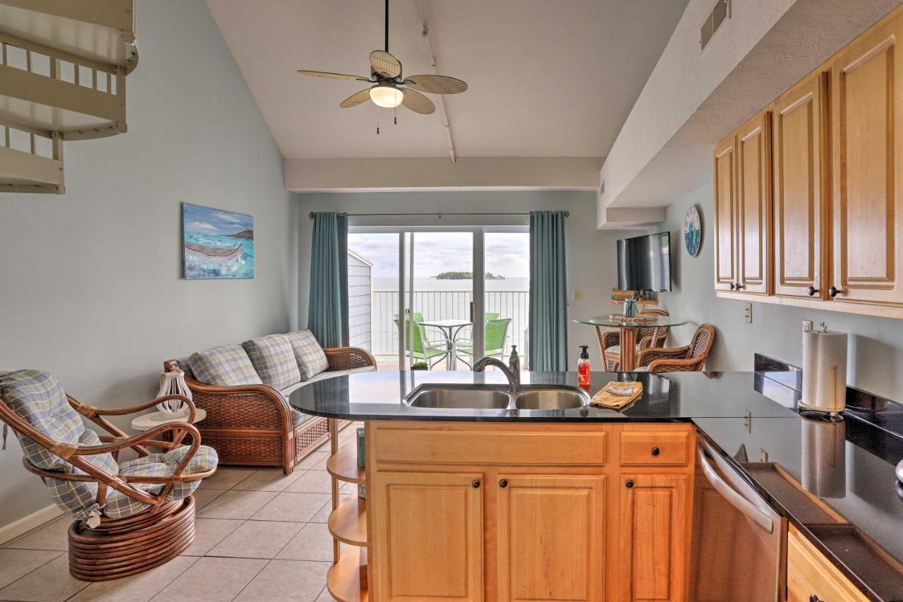Resort-Style Condo With Lake-View Balcony! プットインベイ エクステリア 写真