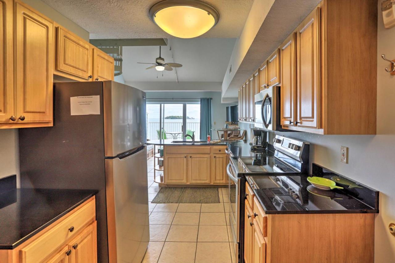 Resort-Style Condo With Lake-View Balcony! プットインベイ エクステリア 写真