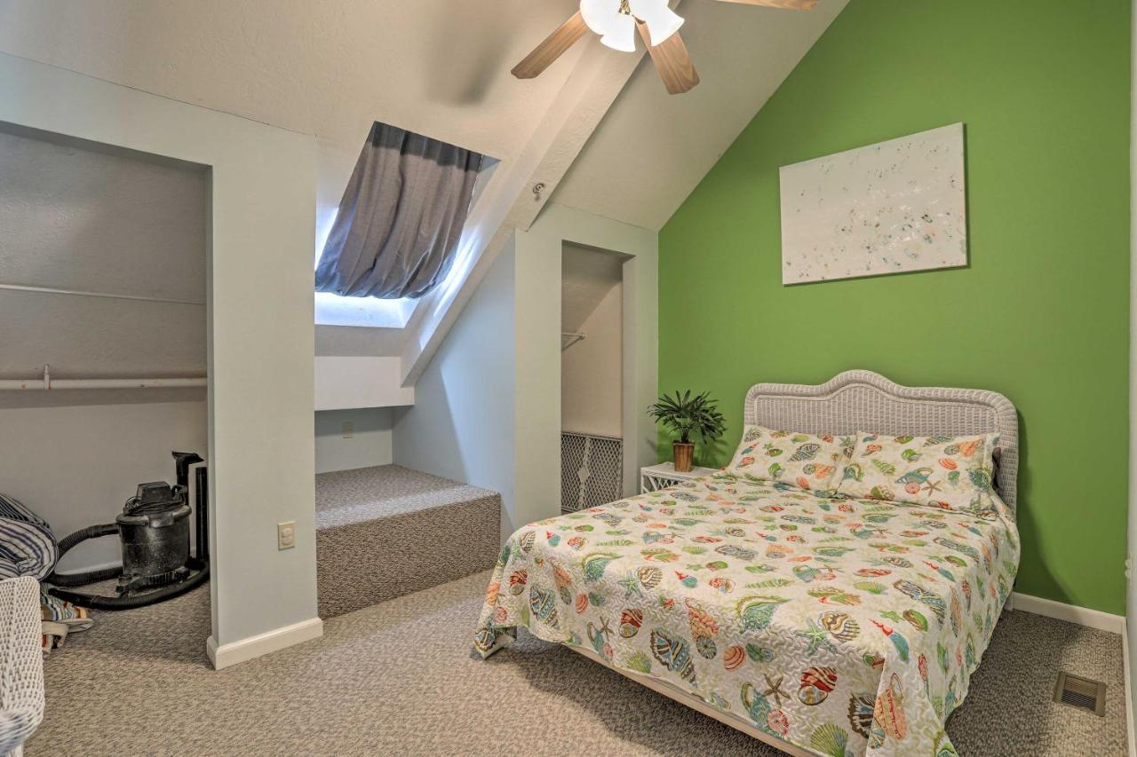 Resort-Style Condo With Lake-View Balcony! プットインベイ エクステリア 写真