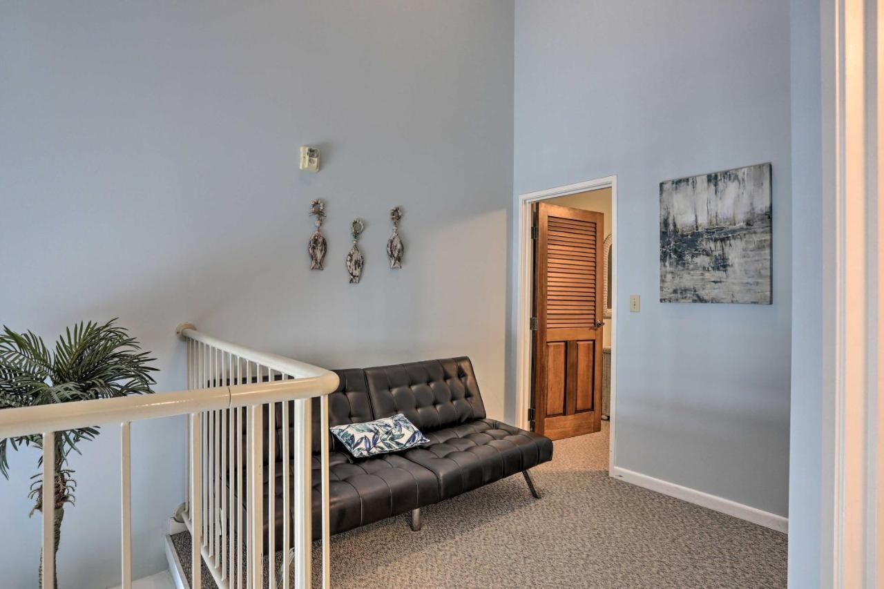 Resort-Style Condo With Lake-View Balcony! プットインベイ エクステリア 写真
