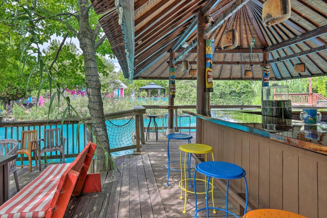 Resort-Style Condo With Lake-View Balcony! プットインベイ エクステリア 写真